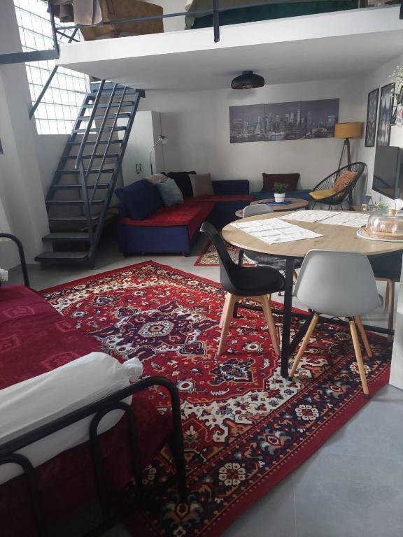 TheUrbanLoft