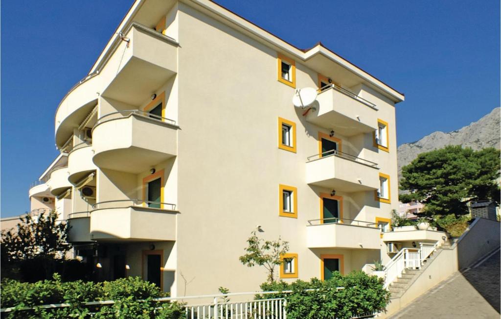 Budova, v ktorej sa apartmán nachádza