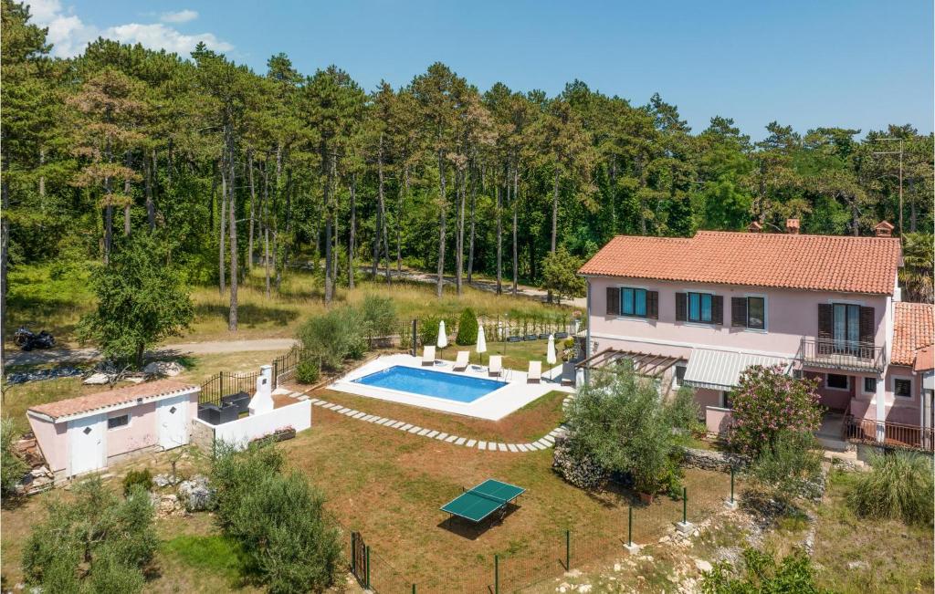 Awesome Apartment In Labin