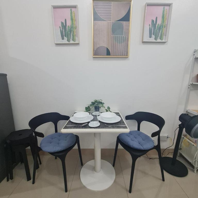 Posezení v ubytování Homely - SMDC Green 2 Residences, Dasmarinas City