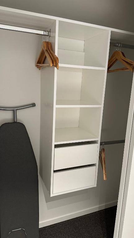 Stylish New & Cosy 3-Bedroom Entire Home in Auckland, Free Parking - Perfect for Your Next Getaway! - Resim 21