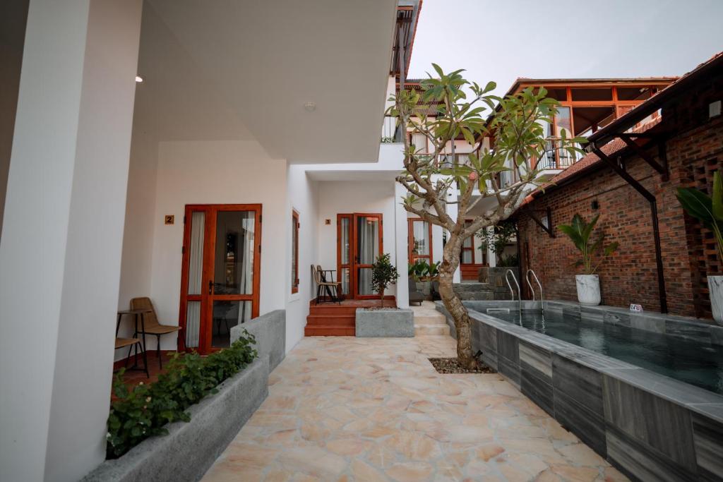 Hue River Side Villa - 10