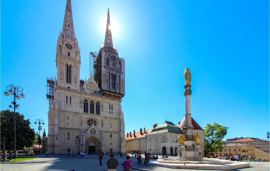 Miestna pamiatka v blízkosti apartmánu