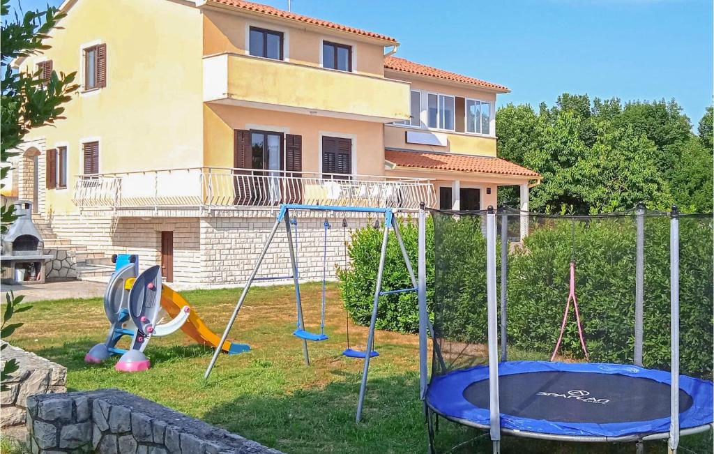 Detský kútik v ubytovaní Holiday Home Labin Presika Ii
