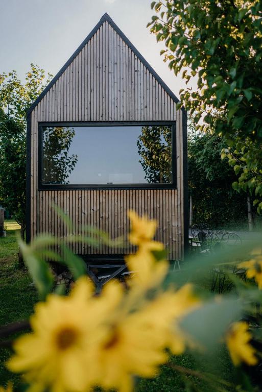 Zahrada ubytování AIVA Glamping