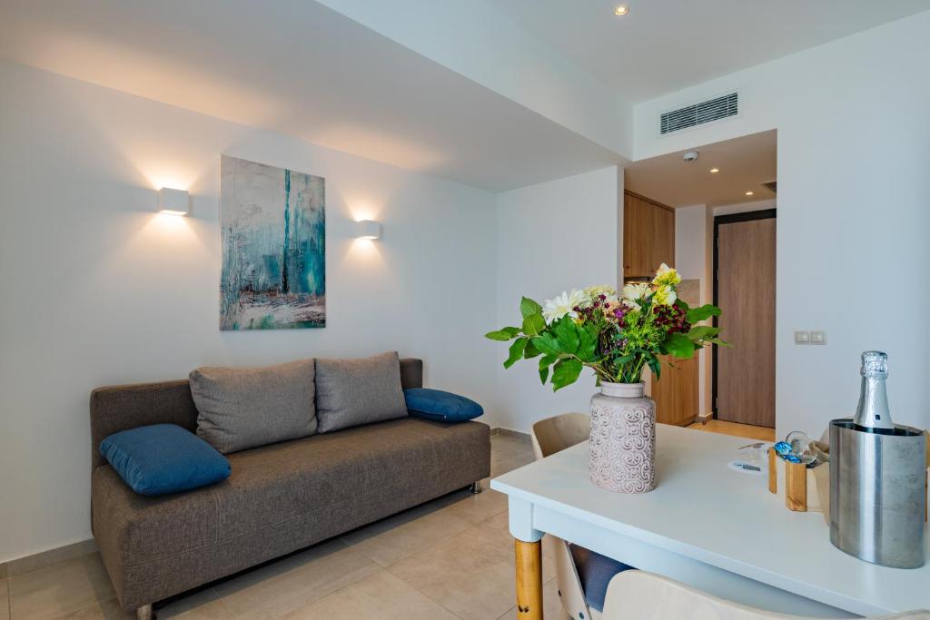 Posezení v ubytování Minos Hotel