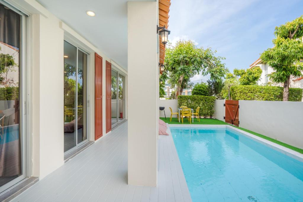 Venice Beach Village Hua Hin Pool Villa - 带花园的别墅