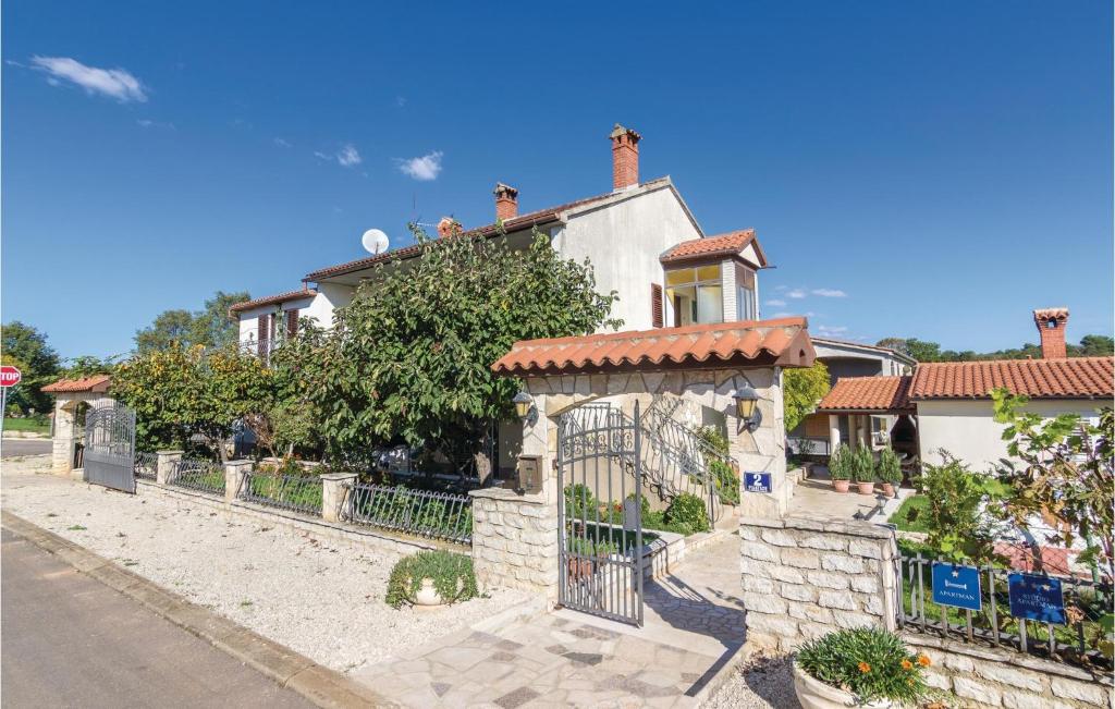 Apartment Piantade Cr