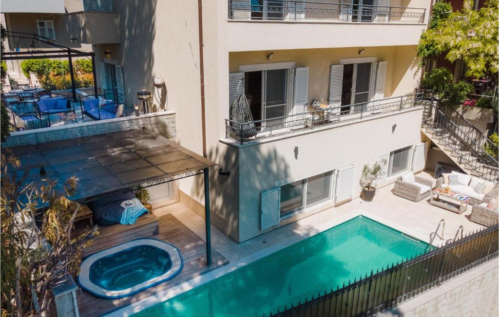 Bazén v ubytovaní Nice Home In Split With Sauna alebo v jeho blízkosti