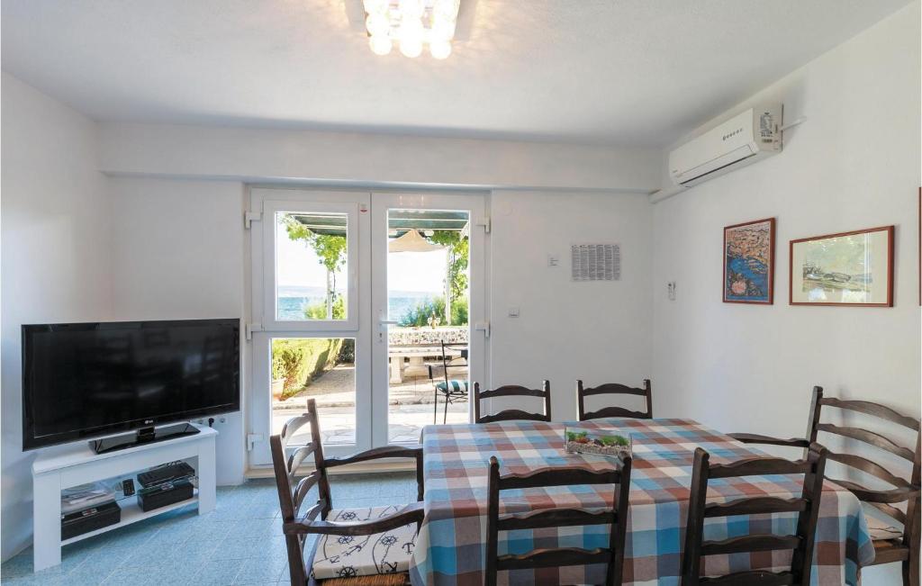 TV a/nebo společenská místnost v ubytování Holiday Home Grljevacka Vi