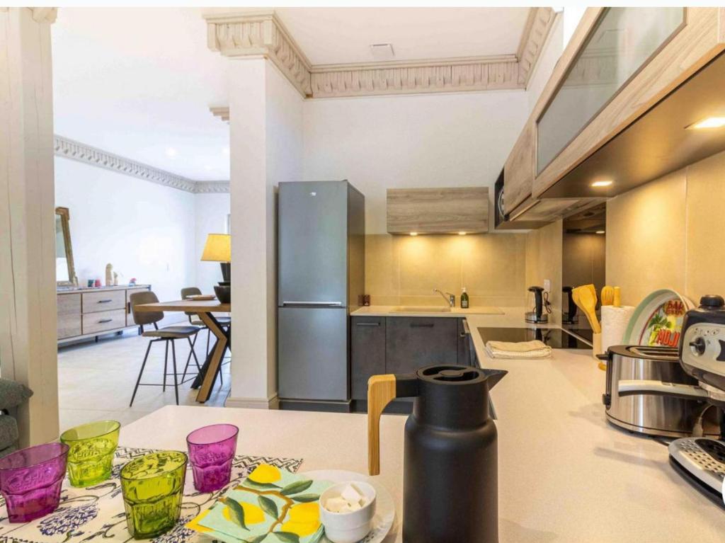 Una cocina o cocineta en Dreams of Alaric
