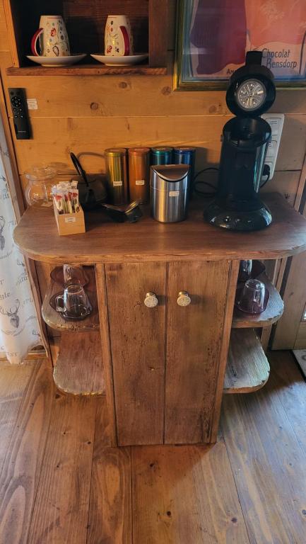 Kuchyň nebo kuchyňský kout v ubytování Holztraum Chalet mit Sauna