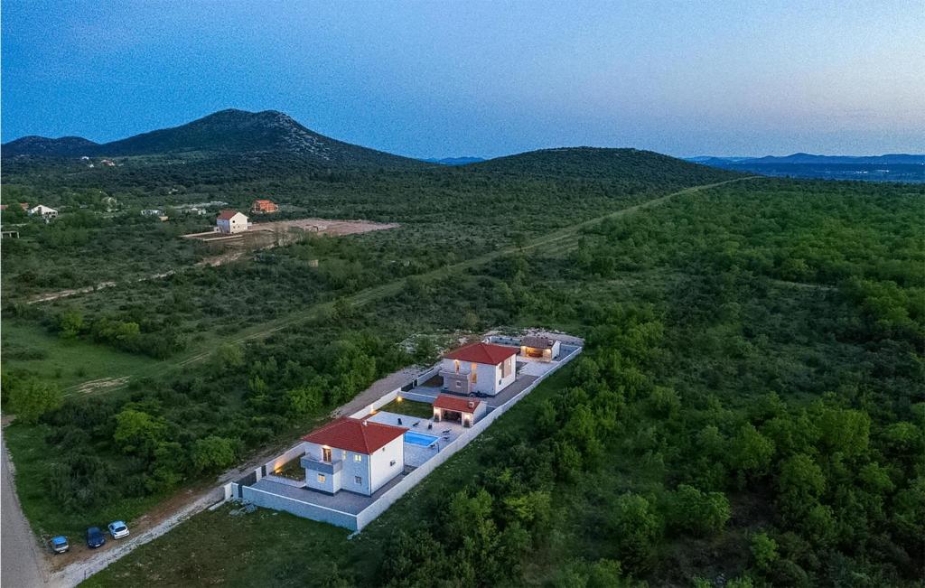 Príroda v okolí dovolenkového domu