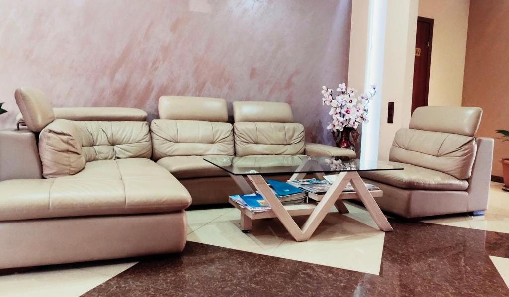 Posezení v ubytování Areg Hotel