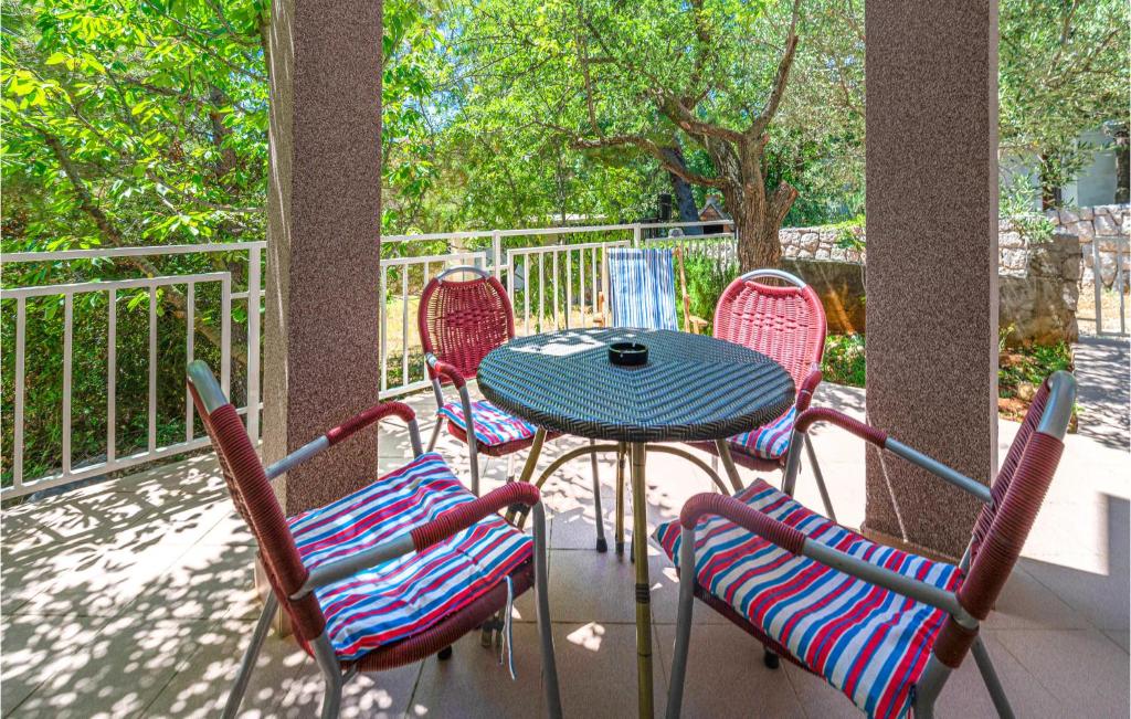 Balkón alebo terasa v ubytovaní Holiday Home Don Ante Adzije Iii