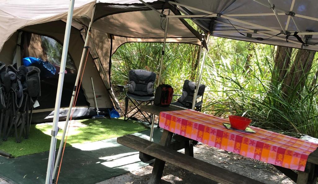 Zahrada ubytování WA Wilderness Camping Experience