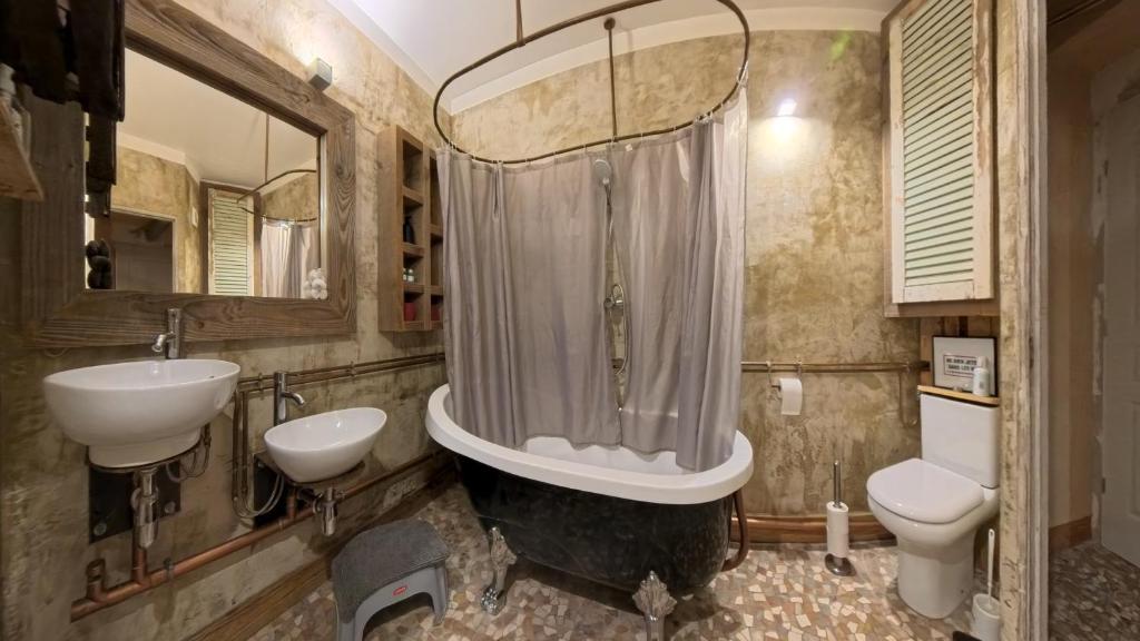 Le 47 - Rentals in South of France - Deluxe Double Room