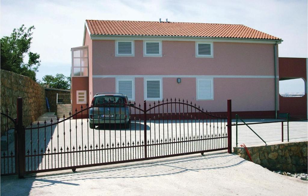 Budova, v ktorej sa apartmán nachádza