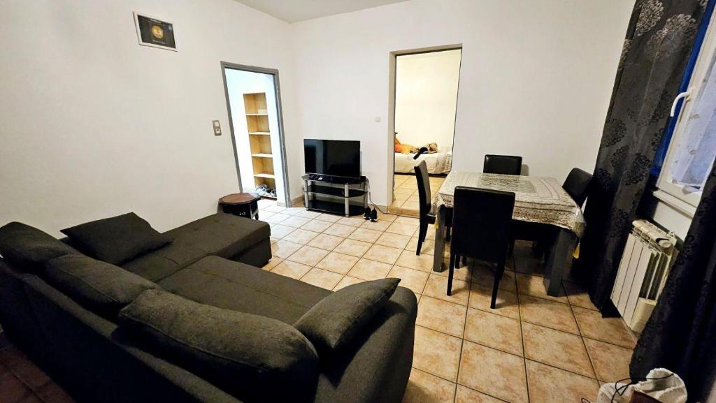 Appartement T2 - Apartment Mit 1 Schlafzimmer