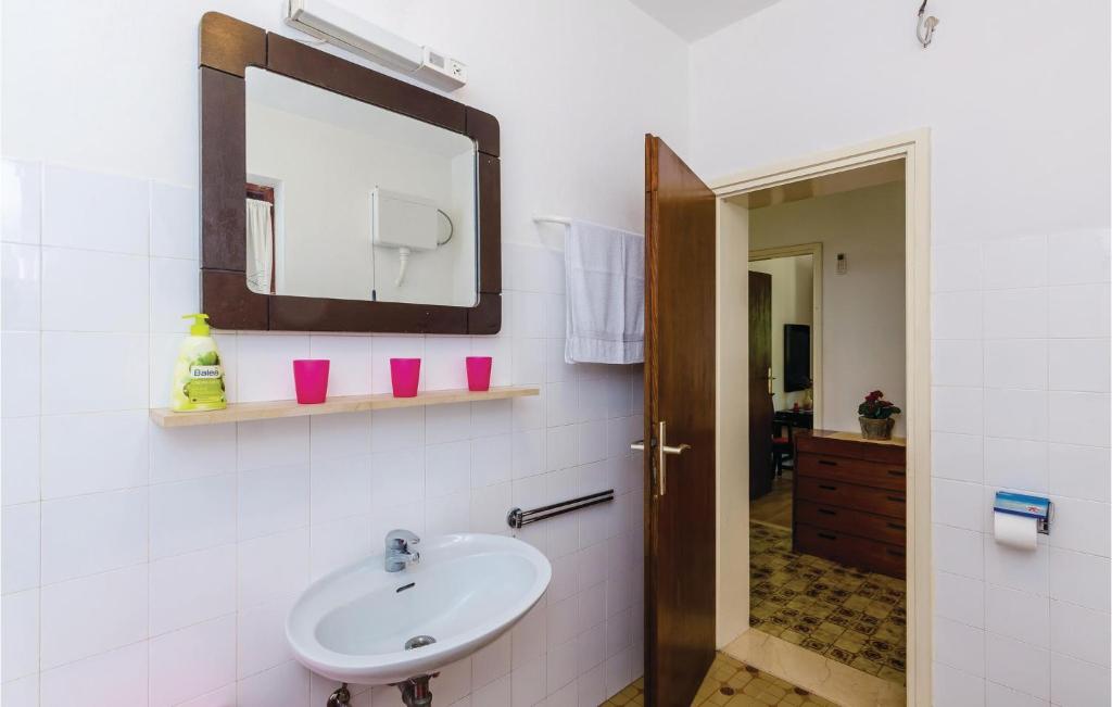 Kúpeľňa v ubytovaní Apartment Senj Cr