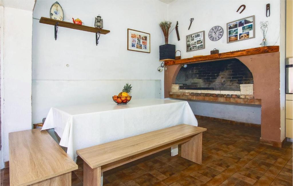 Fotografia z galérie ubytovania Cozy Home In Okrug Gornji With Sauna v Trogiri