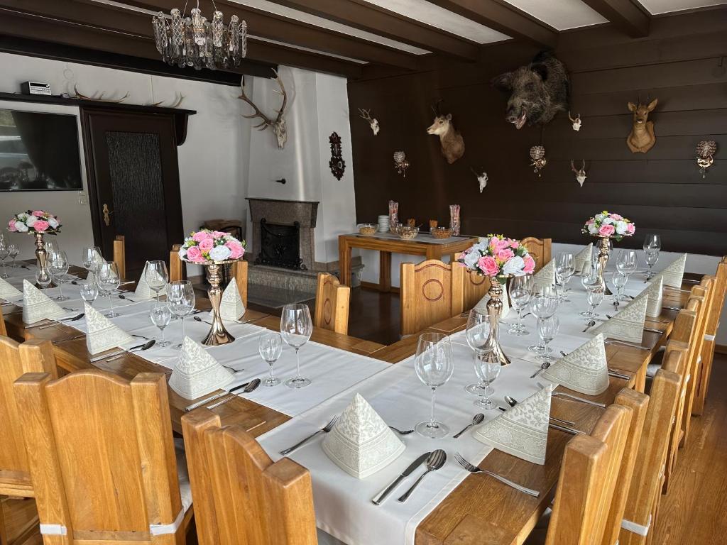 Restaurace v ubytování Hotel Gundl Alm
