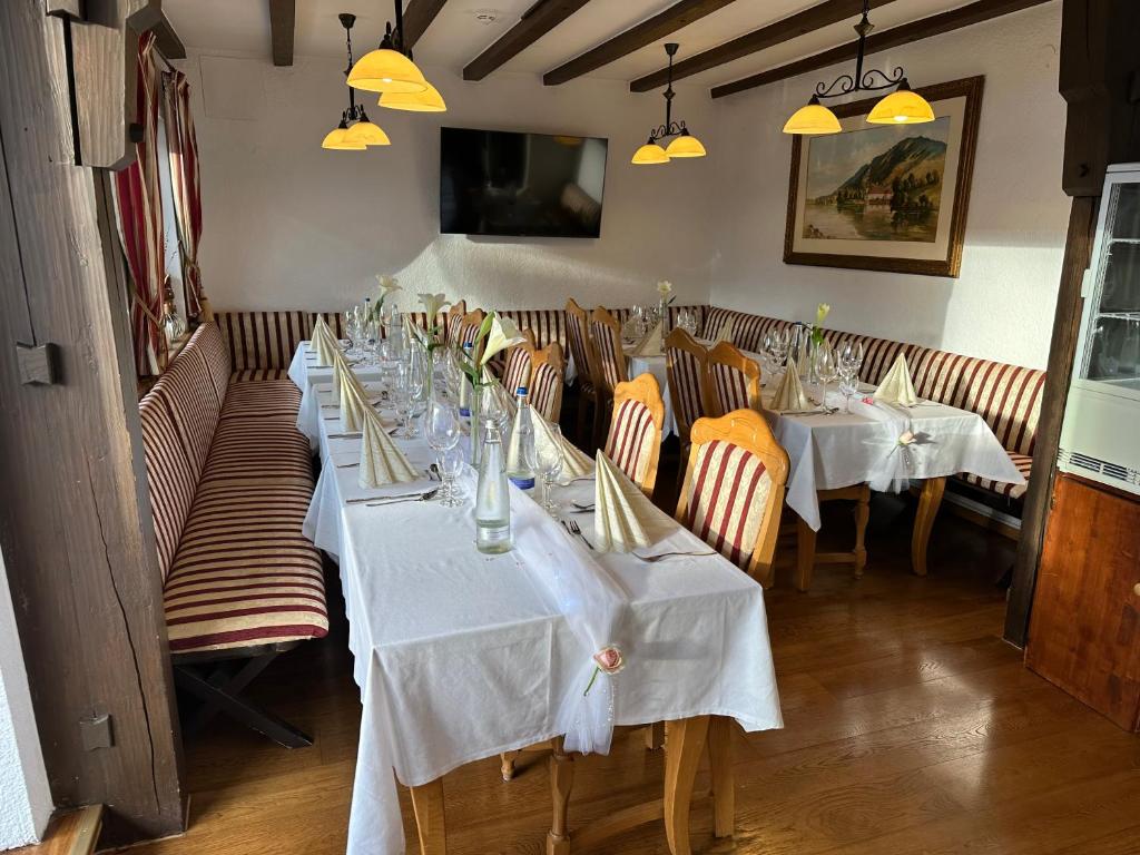 Restaurace v ubytování Hotel Gundl Alm