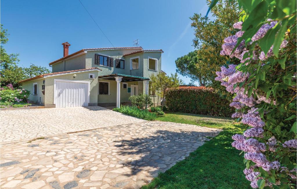 Zahrada ubytování Apartment Kunfin V