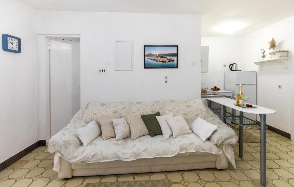 2 Bedroom Amazing Apartment In Klek - Apartamento De Dos Dormitorios