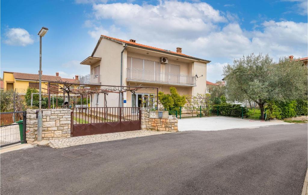 Budova, v ktorej sa apartmán nachádza
