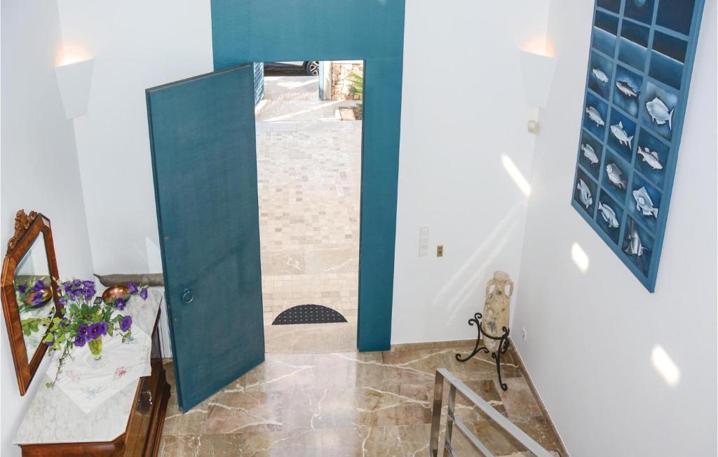 Fotografie z fotogalerie ubytování 4 Bedroom Nice Home In Porto Colom v destinaci Portocolom