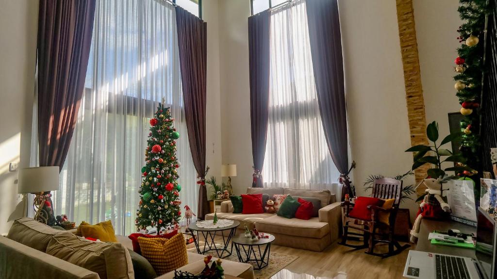 Posezení v ubytování Adora's Place - Sleeps 16