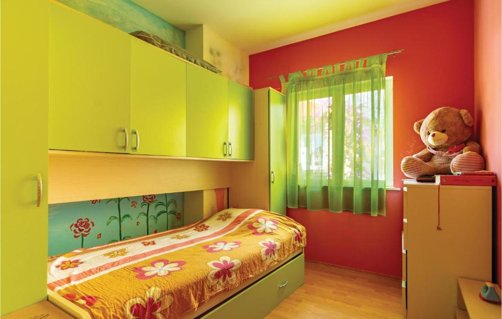 Posteľ alebo postele v izbe v ubytovaní 2 Bedroom Stunning Apartment In Orebic