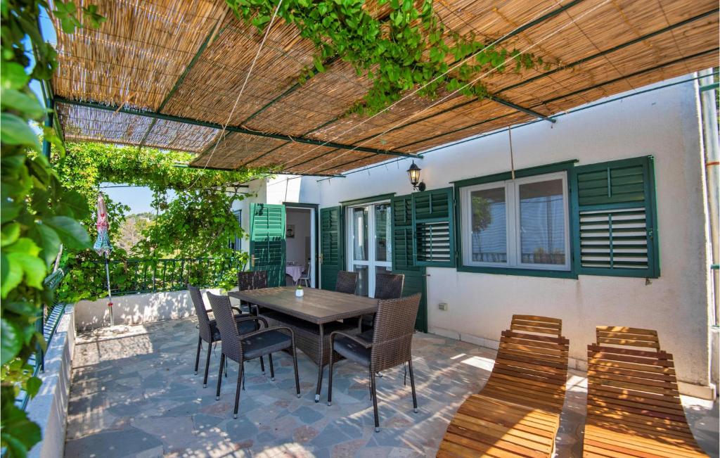 Balkón alebo terasa v ubytovaní Holiday Home Podgora 14