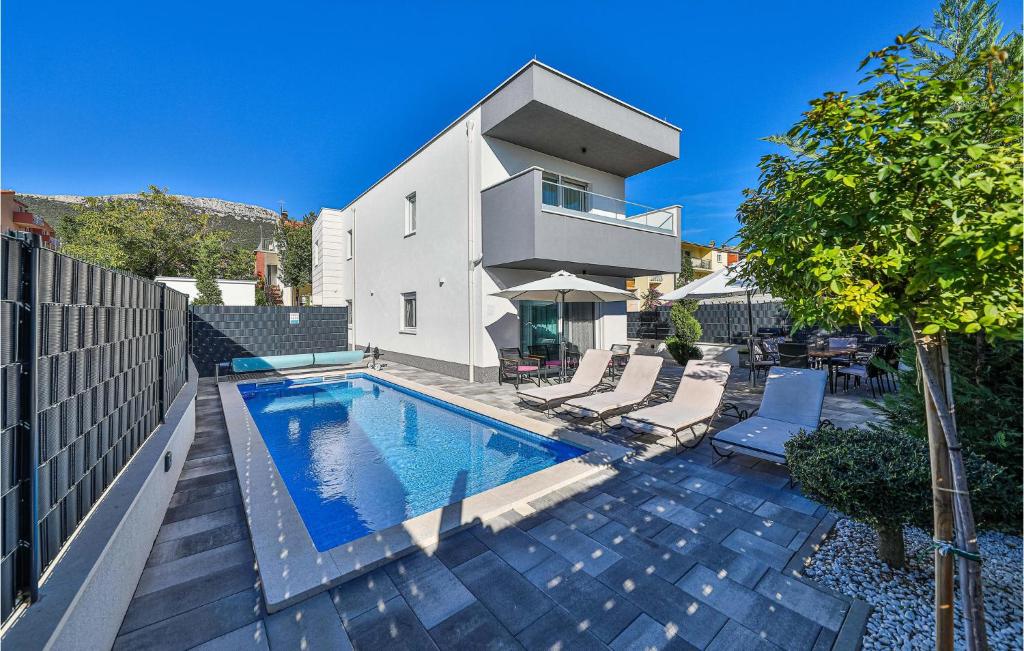 Lovely Home In Kastel Stari