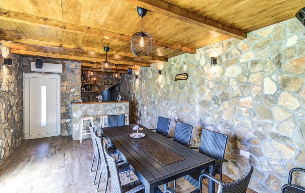Część wypoczynkowa w obiekcie Awesome Apartment In Smokvica Krmpotska