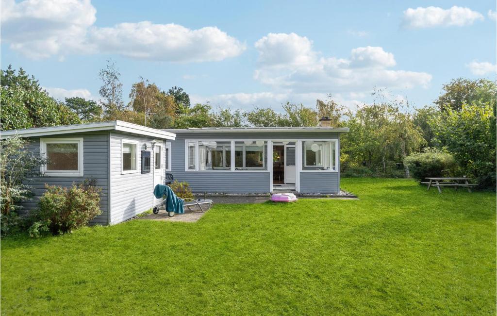 Zahrada ubytování 4 Bedroom Lovely Home In Sjællands Odde
