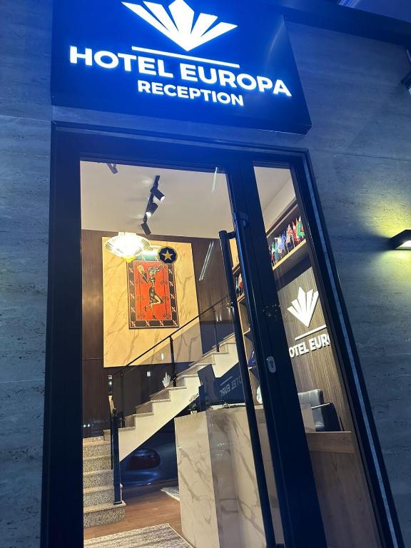 Vstupní hala nebo recepce v ubytování Hotel Europa Prishtina