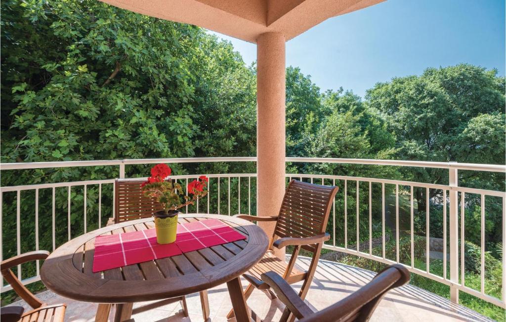 Awesome Apartment In Rijeka With House Sea View
