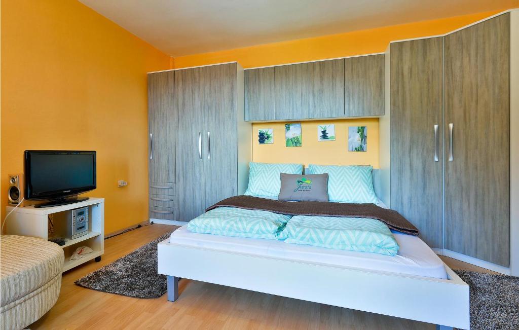 Fotografie z fotogalerie ubytování Nice Home In Sveti Ivan Zelina With Sauna v destinaci Sveti Ivan Zelina