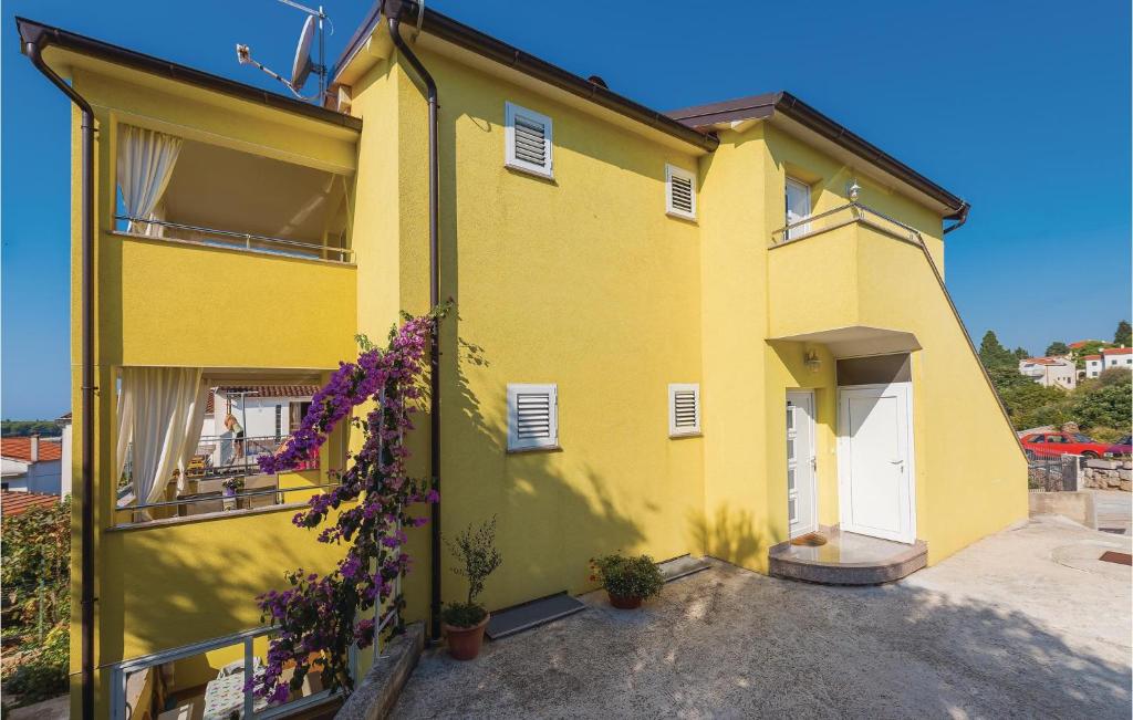 Budova, v ktorej sa apartmán nachádza