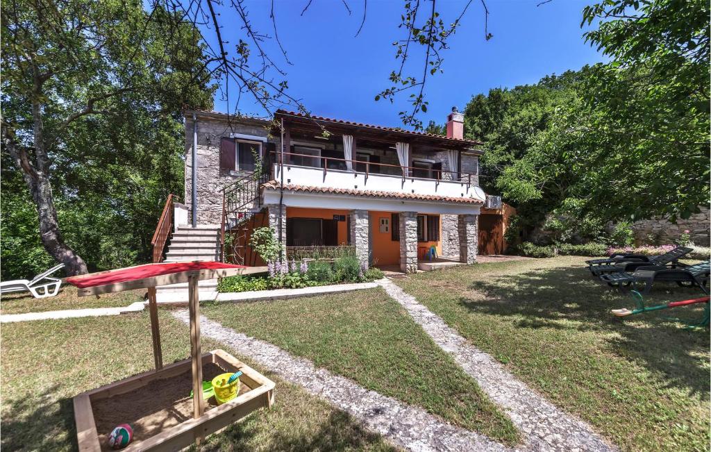 Zahrada ubytování 5 Bedroom Awesome Home In Labin