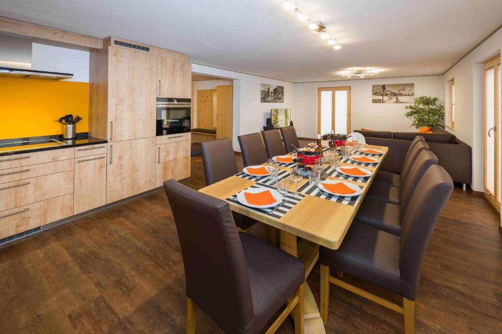 Kuchyň nebo kuchyňský kout v ubytování B&B AZapartments Lunic