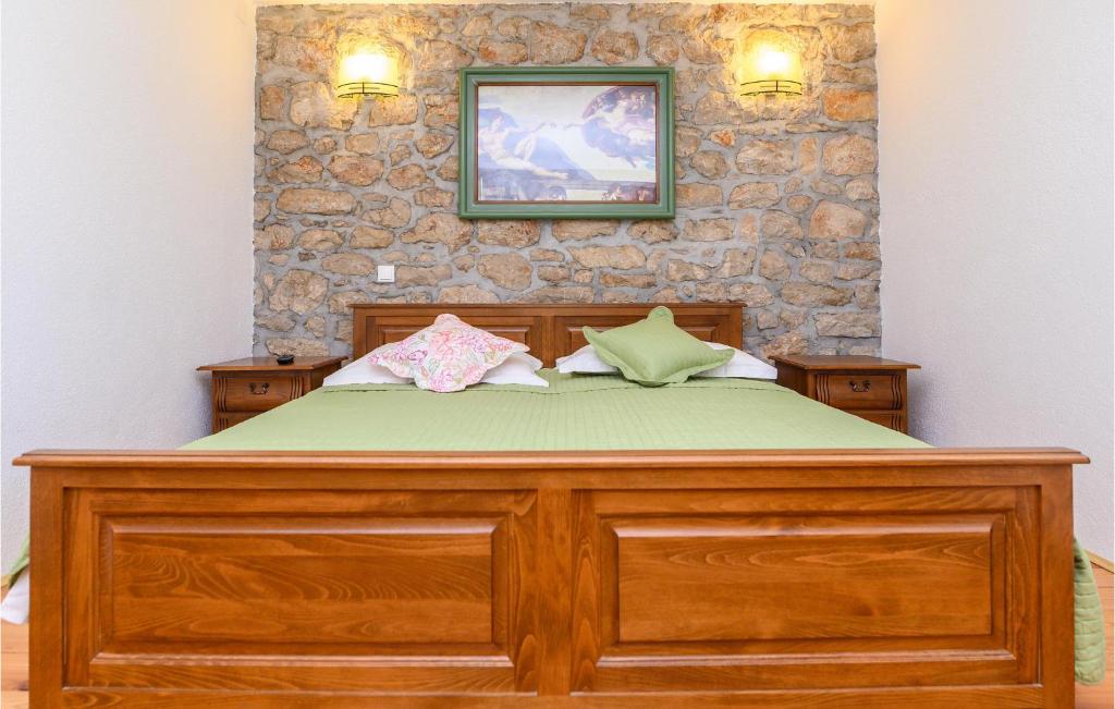 Posteľ alebo postele v izbe v ubytovaní Stunning Home In Dicmo With Kitchen