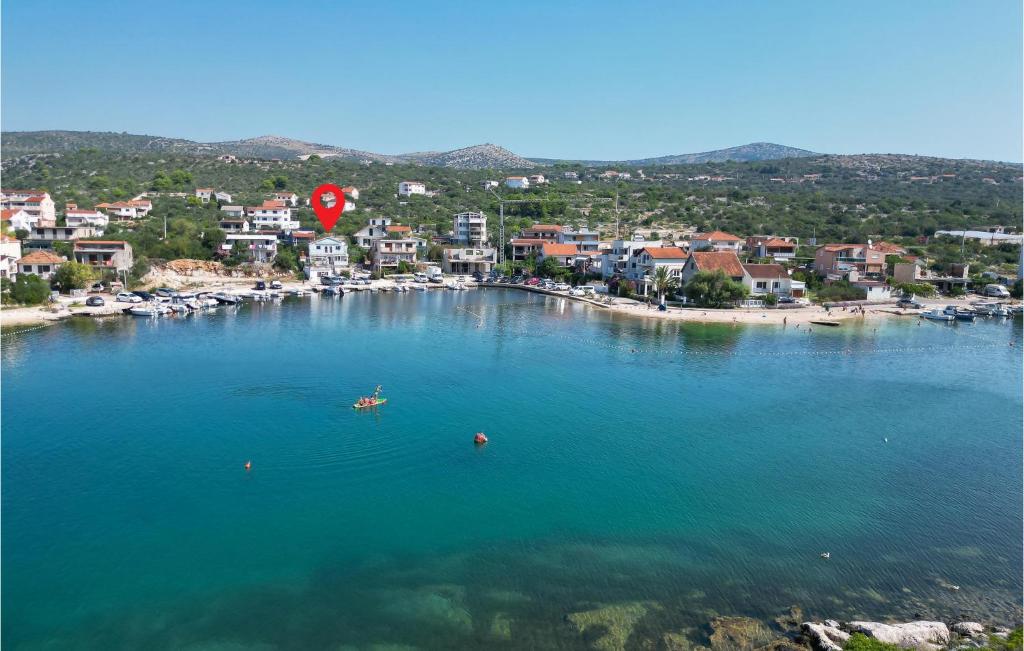 3 Bedroom Beach Front Home In Rogoznica