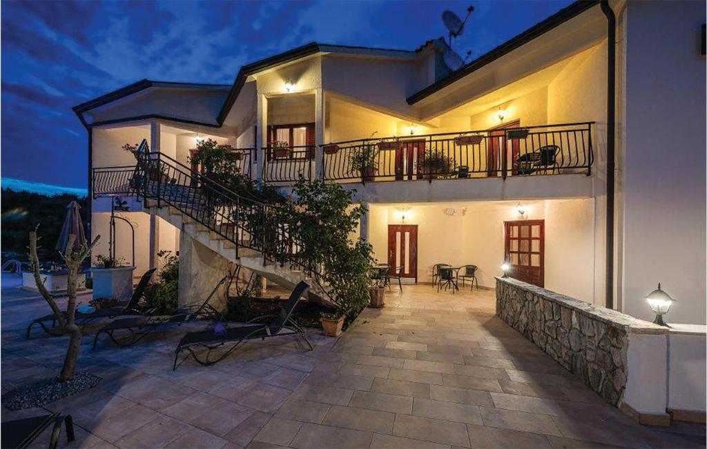 Budynek, w którym mieści się apartament