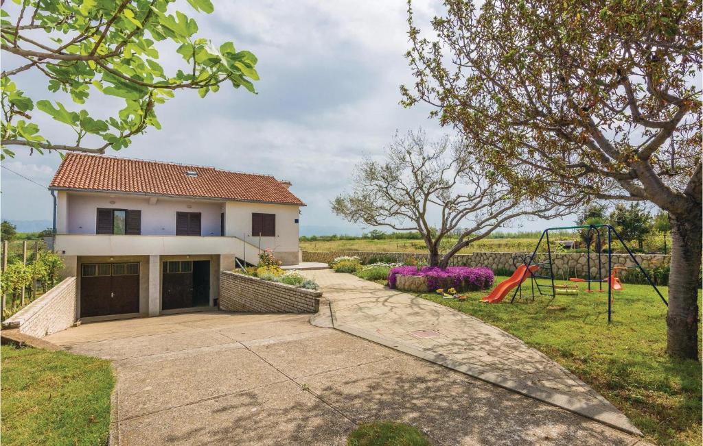 Zahrada ubytování Holiday Home Privlaka 03