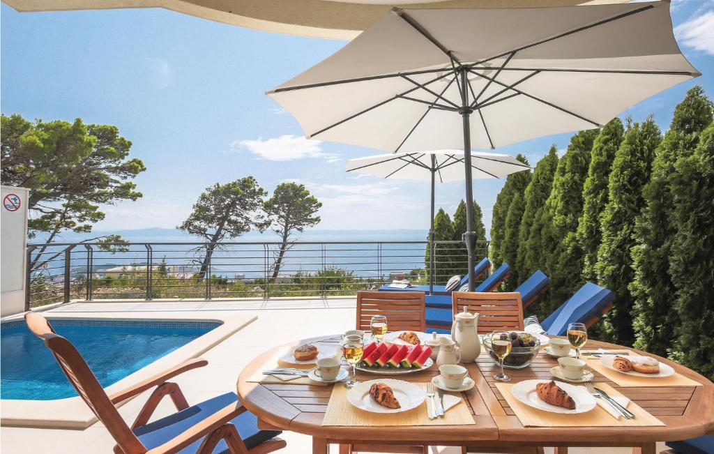 Beautiful Home In Veliko Brdo