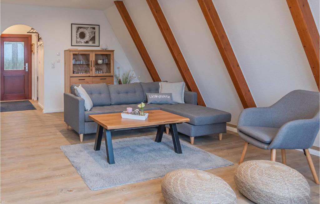 Gorgeous Home In Friedrichskoog With Wifi - Casa De Vacaciones De 2 Dormitorios