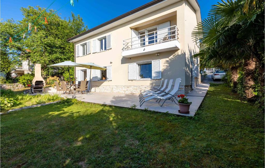 3 Bedroom Pet Friendly Home In Malinska